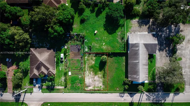 $148,000 | 440 Northwest 1st Terrace, Deerfield Beach, FL 33441