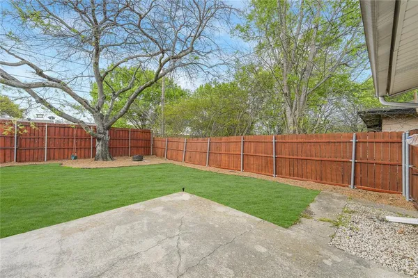 $3,250 | 3042 Amber Lane, Farmers Branch, TX 75234