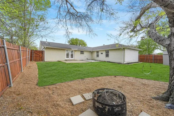 $3,250 | 3042 Amber Lane, Farmers Branch, TX 75234
