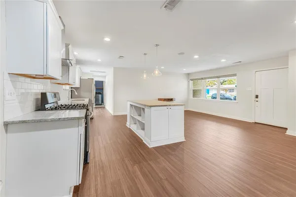 $3,250 | 3042 Amber Lane, Farmers Branch, TX 75234