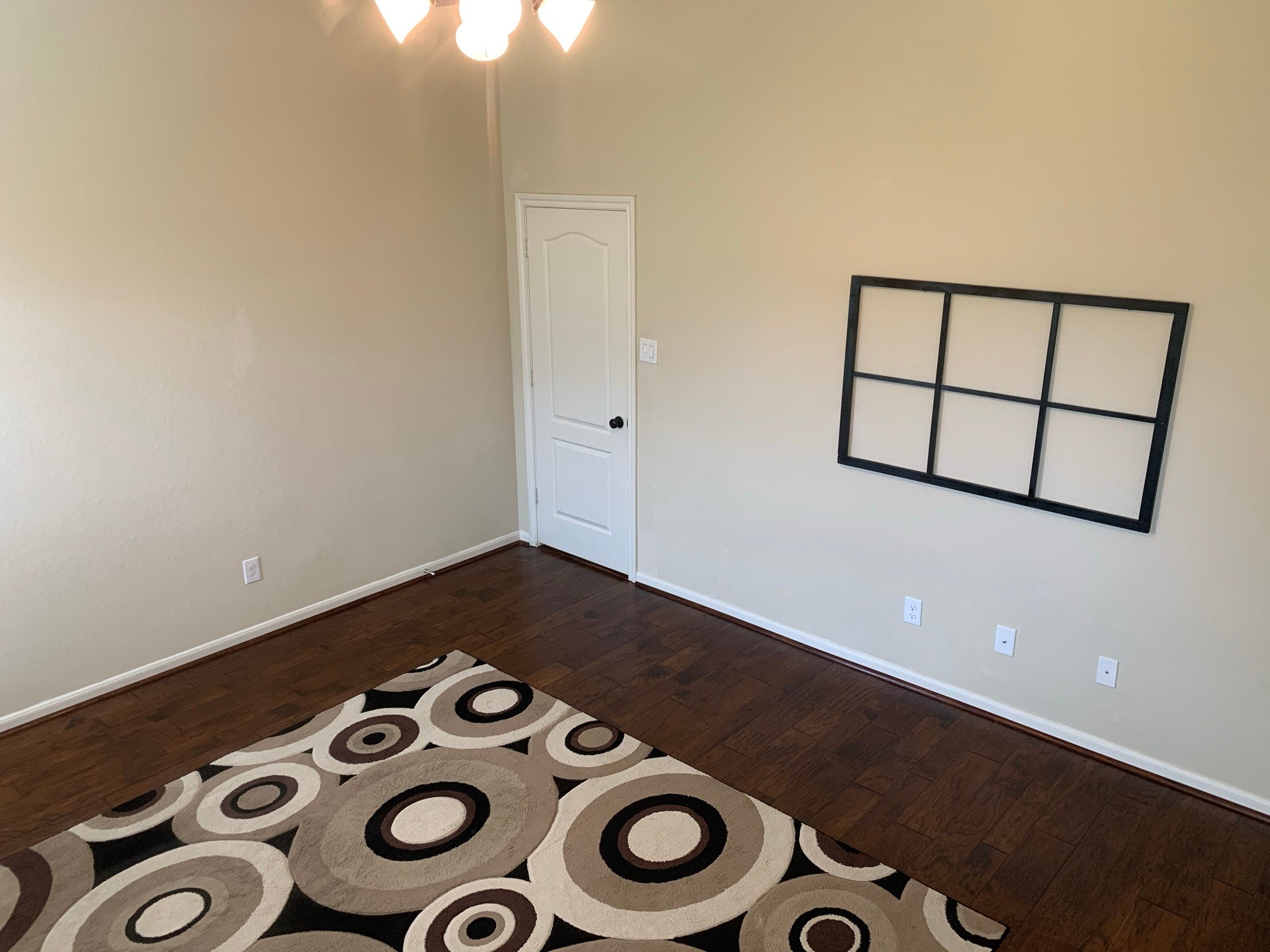 6819 Hunters Trace Lane Baytown, TX 77521 - Photo 17 of 32 a view of kitchen with a stove and a microwave