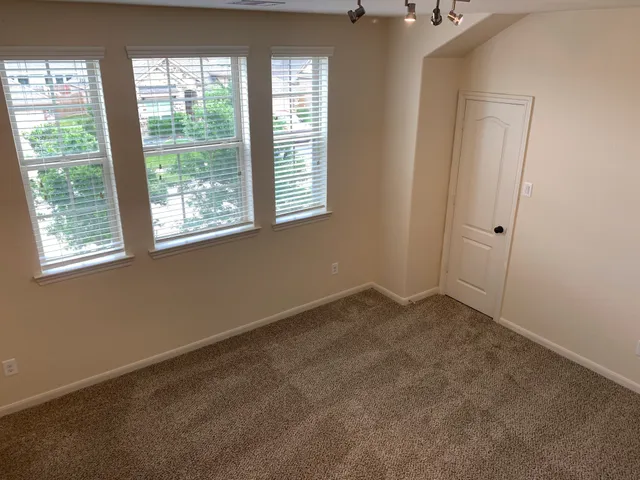 $2,549 | 6819 Hunters Trace Lane, Baytown, TX 77521