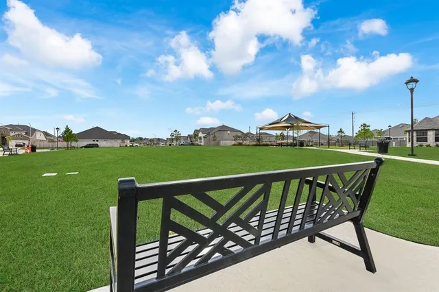 $2,579 | 6819 Hunters Trace Lane, Baytown, TX 77521