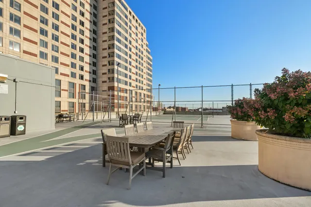 $339,900 | 150 Campau Avenue Northwest, Unit 1507, Grand Rapids, MI 49503