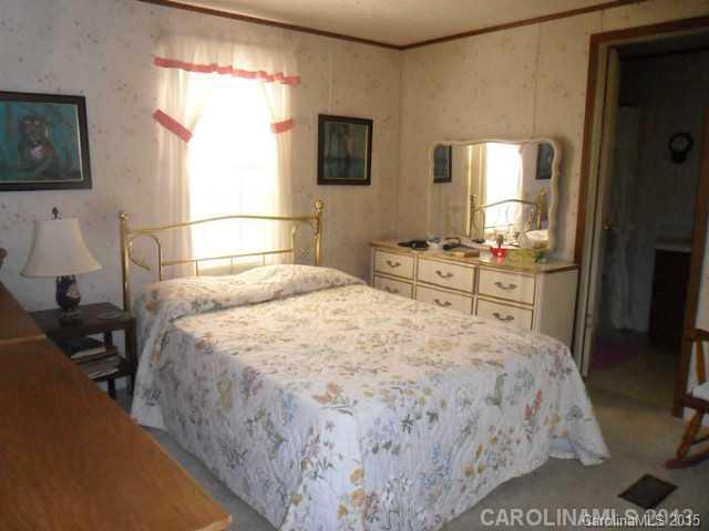 119 Robert Road Crouse, NC 28033 - Photo 5 of 9