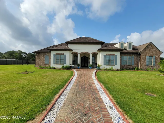 $475,000 | 4300 Gerald James Drive, New Iberia, LA 70560