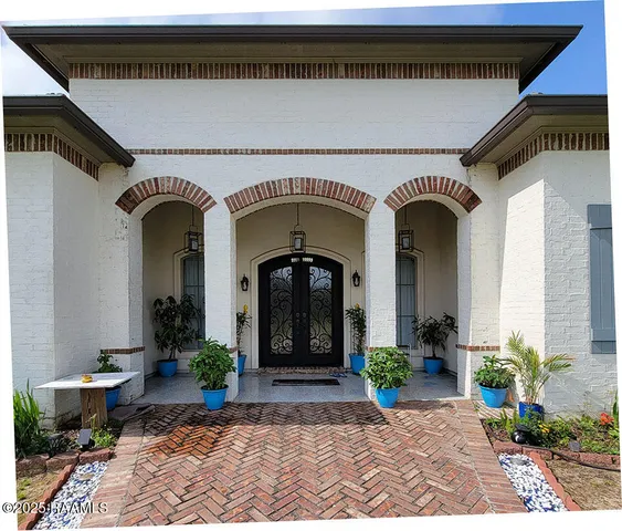 $475,000 | 4300 Gerald James Drive, New Iberia, LA 70560