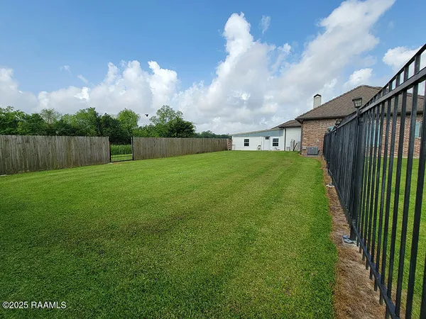 $450,000 | 4300 Gerald James Drive, New Iberia, LA 70560