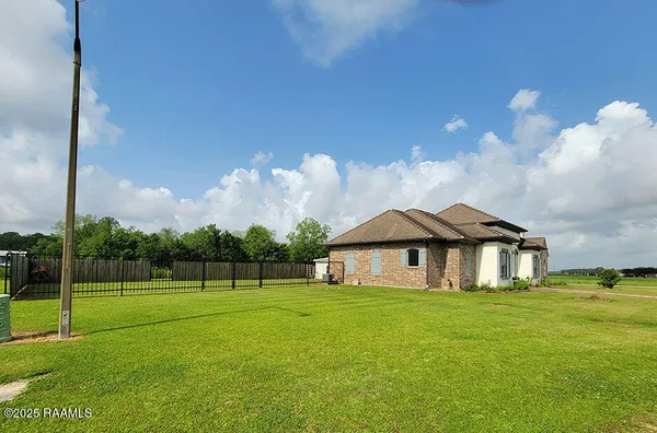 $450,000 | 4300 Gerald James Drive, New Iberia, LA 70560