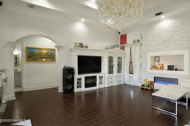 $475,000 | 4300 Gerald James Drive, New Iberia, LA 70560