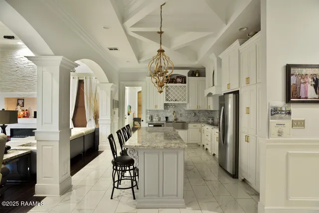 $475,000 | 4300 Gerald James Drive, New Iberia, LA 70560