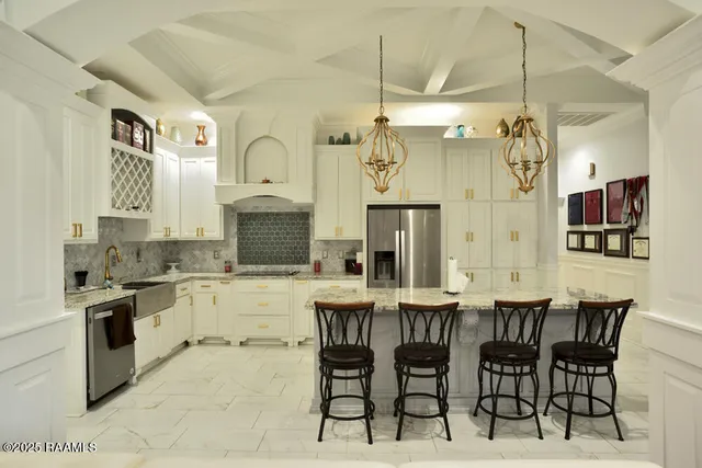 $475,000 | 4300 Gerald James Drive, New Iberia, LA 70560