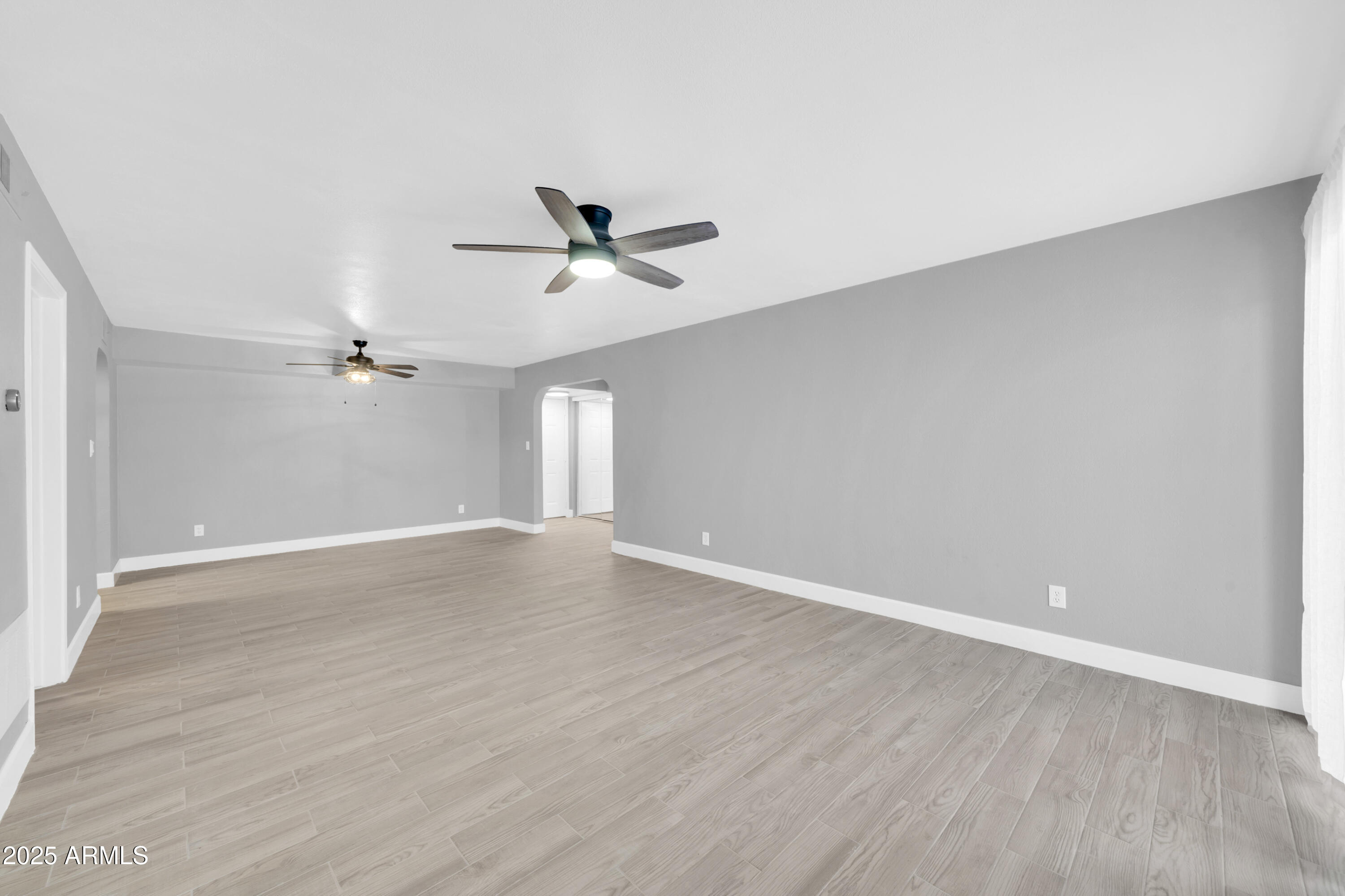 3825 East Camelback Road, Unit 182 Phoenix, AZ 85018 - Photo 18 of 29 3825 E Camelback Rd 182-8