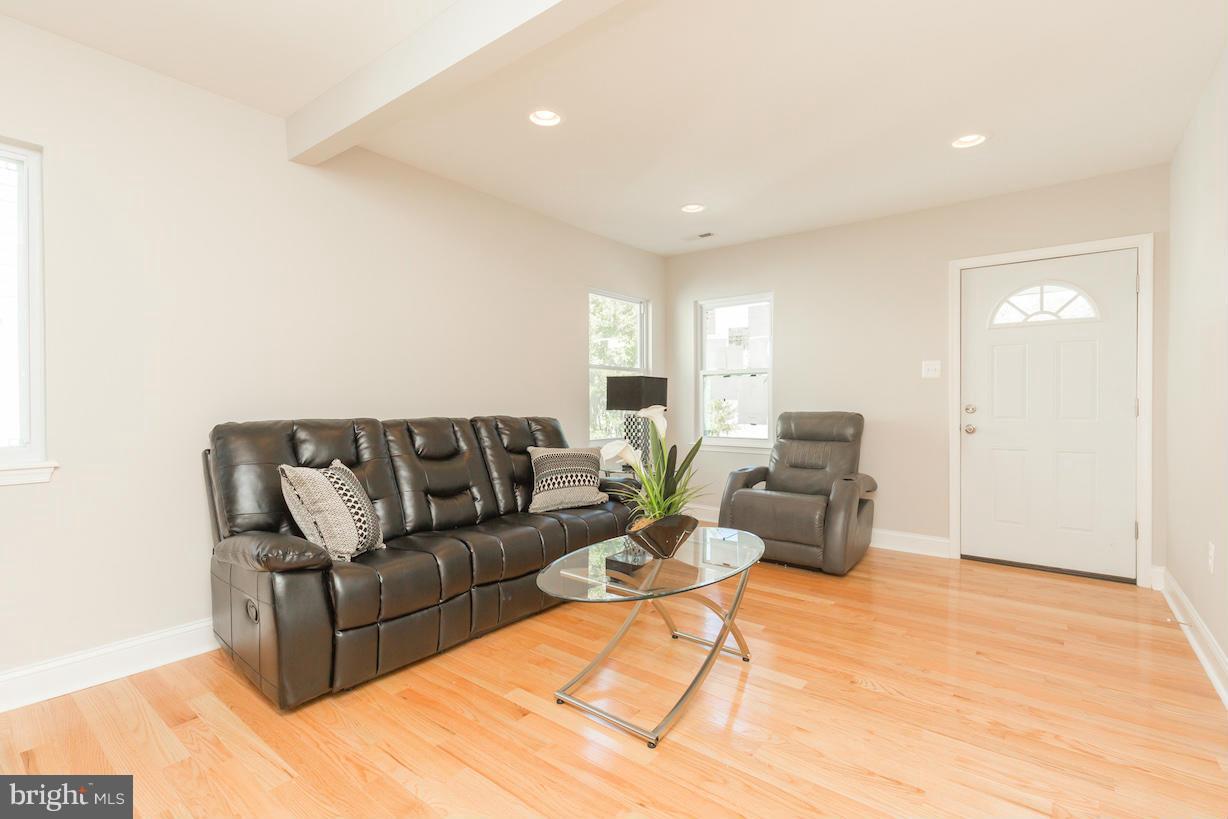 3102 35th Street Northeast Washington, DC 20018 - Photo 5 of 24 Living Room