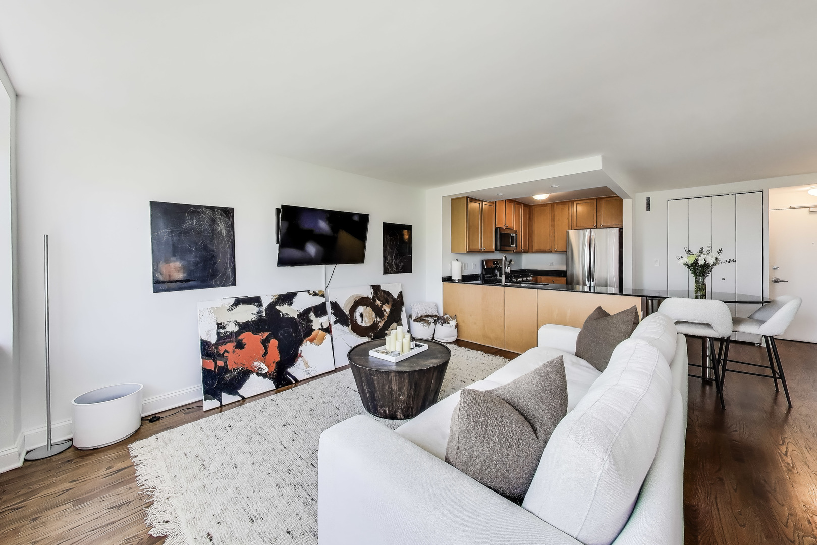 2300 North Commonwealth Avenue, Unit 7D Chicago, IL 60614 - Photo 4 of 23