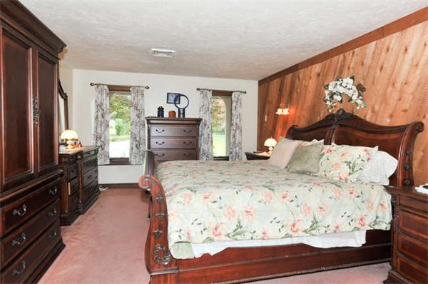 202 Putnam Hill Road Sutton, MA 01590 - Photo 14 of 28