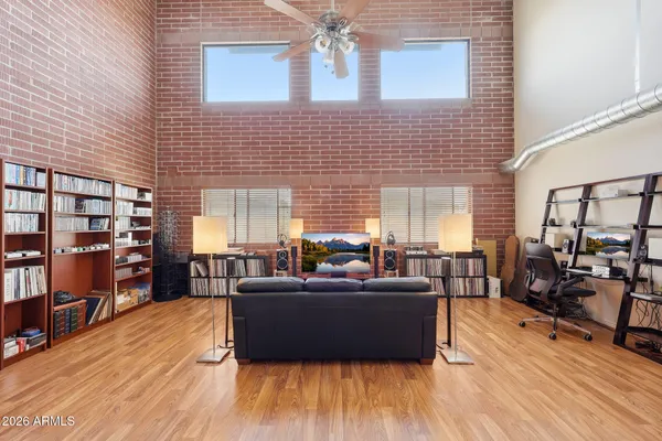 $425,000 | 424 South 2nd Street, Unit 206, Phoenix, AZ 85004