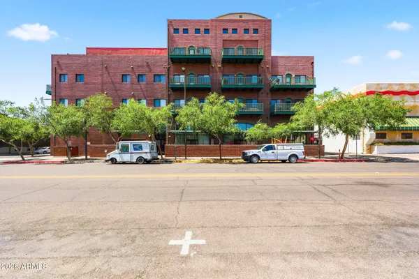 $425,000 | 424 South 2nd Street, Unit 206, Phoenix, AZ 85004