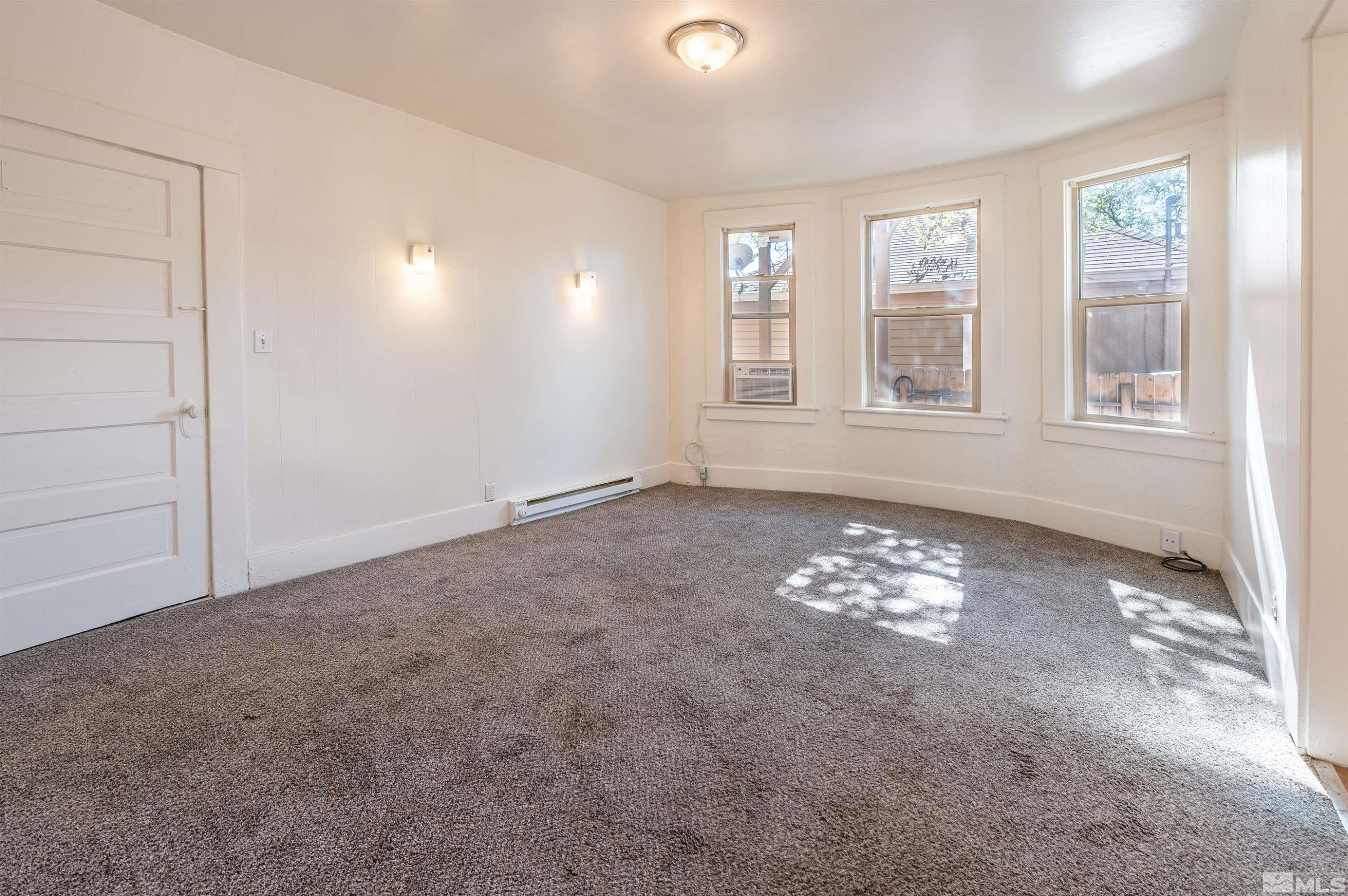 629 Sinclair Street Reno, NV 89501 - Photo 24 of 27 an empty room with windows