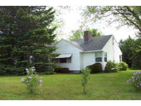 29 Maple Street Springfield, VT 05150 - Photo 1 of 1