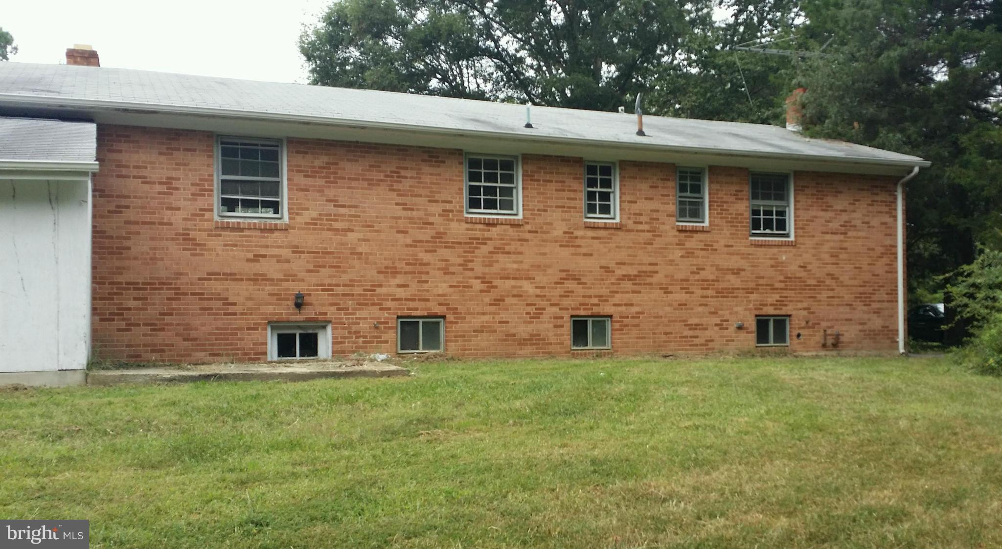 13900 South Springfield Road Brandywine, MD 20613 - Photo 2 of 11 Interior (General)
