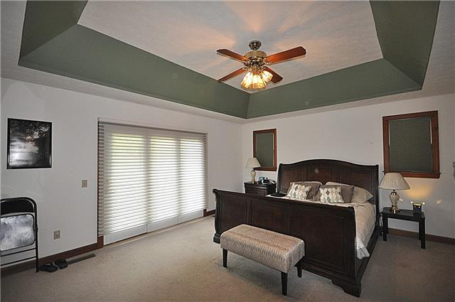 440 Bell Road Watertown, TN 37184 - Photo 12 of 16 a living room with furniture and a window