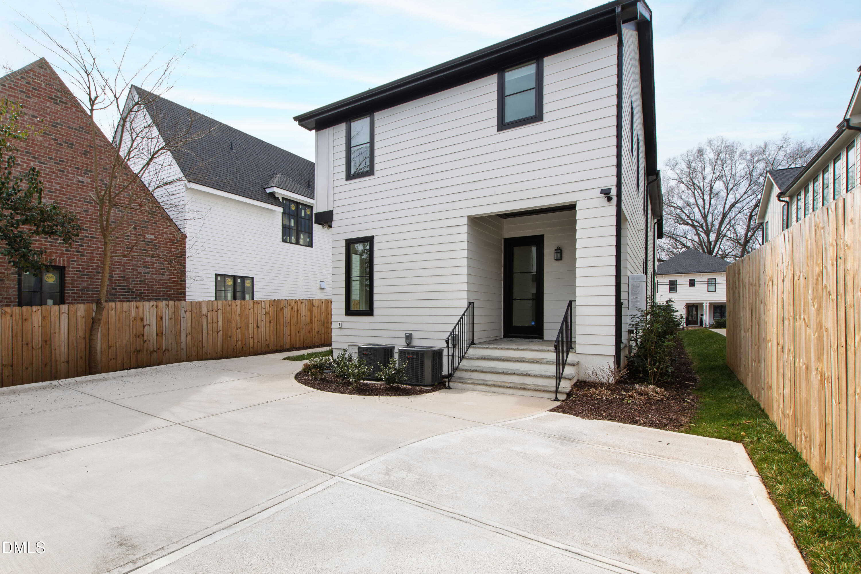 1504 Scales Street Raleigh, NC 27608 - Photo 47 of 61 Scales (17)