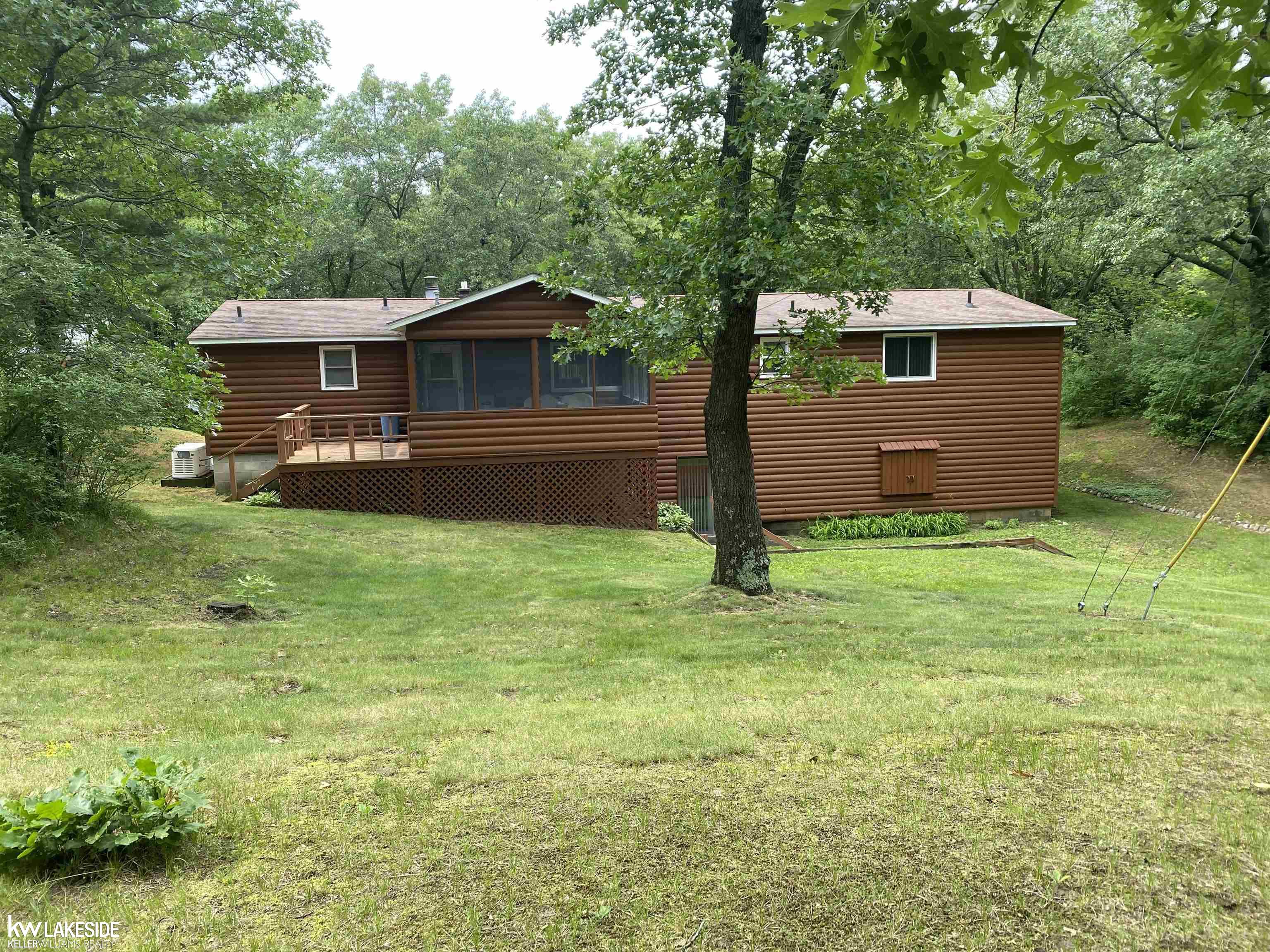 4377 Cochran Road Caseville, MI 48725 - Photo 23 of 30 50213387-82ff45bd-41af-450c-afc0-764a5099ca6d.JPG