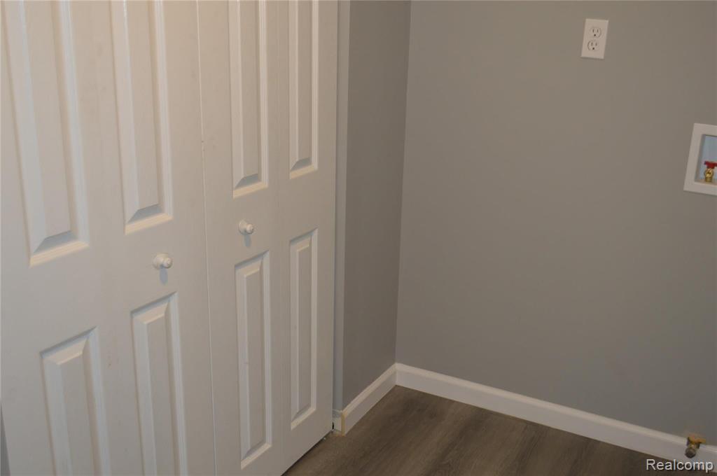 308 North Rochester Road, Unit 14 Clawson, MI 48017 - Photo 12 of 14