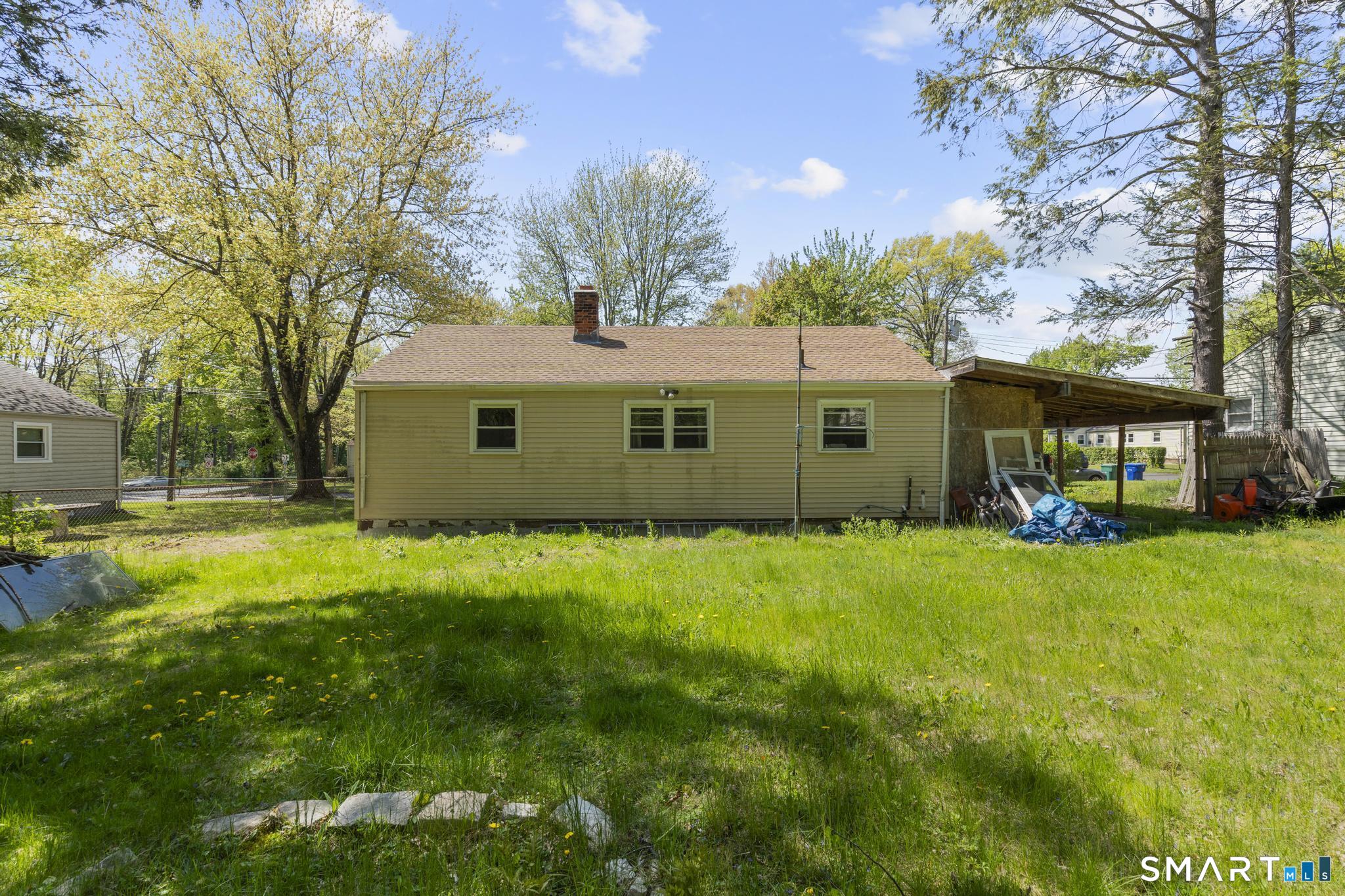 4 Mayfair Road Bloomfield, CT 06002 - Photo 4 of 26
