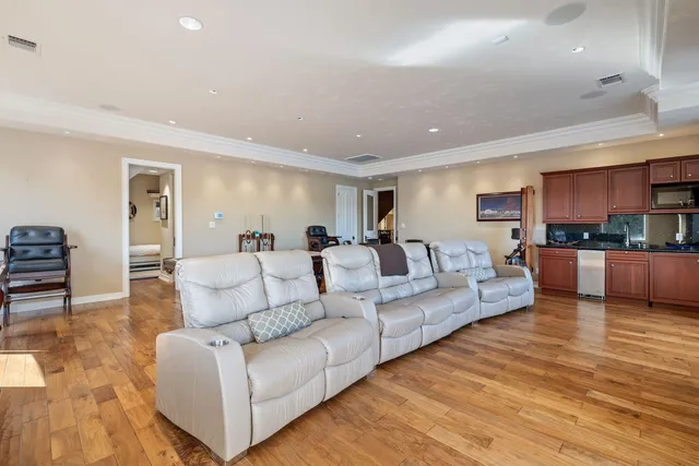 $5,950,000 | 101 Matern Court, Horseshoe Bay, TX 78657