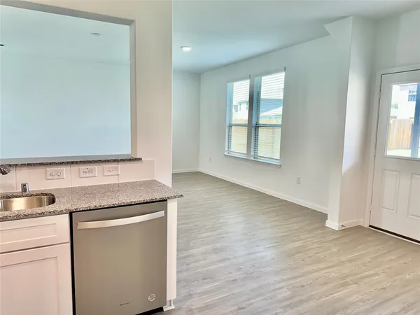 $2,300 | 16530 Pine Arrow Drive, Conroe, TX 77302