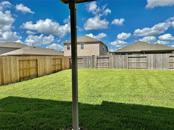 $2,300 | 16530 Pine Arrow Drive, Conroe, TX 77302