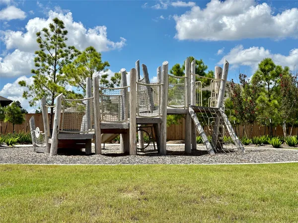 $2,300 | 16530 Pine Arrow Drive, Conroe, TX 77302