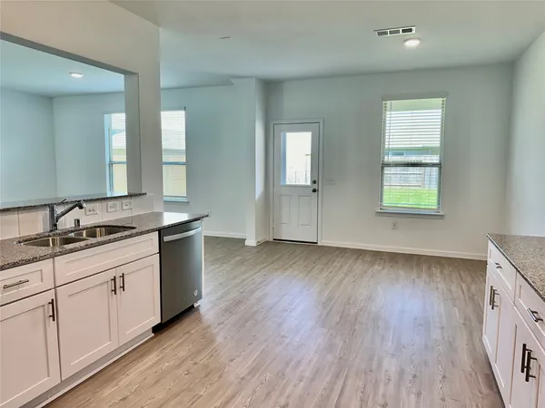 $2,300 | 16530 Pine Arrow Drive, Conroe, TX 77302