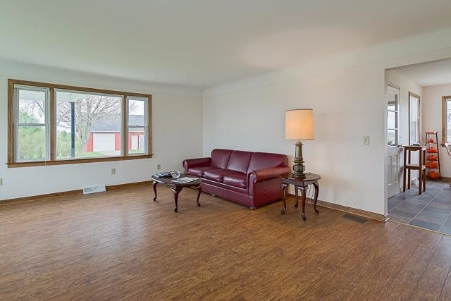 16924 West Austin Road Manchester, MI 48158 - Photo 3 of 10 Photo 3