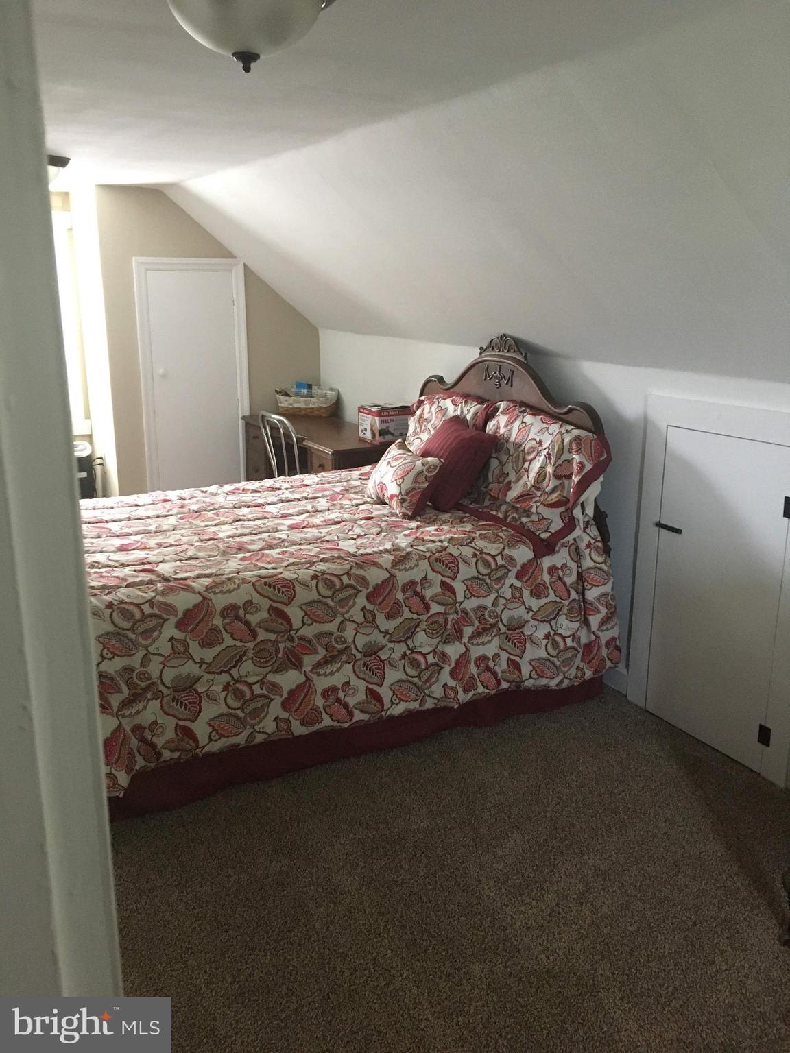 13439 Resh Road Hagerstown, MD 21740 - Photo 29 of 31 2nd BR, upper level.