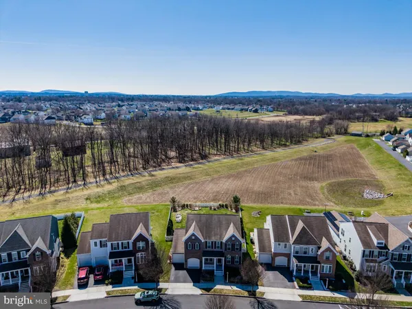$649,900 | 44 Hoke Farm Way, Mechanicsburg, PA 17050