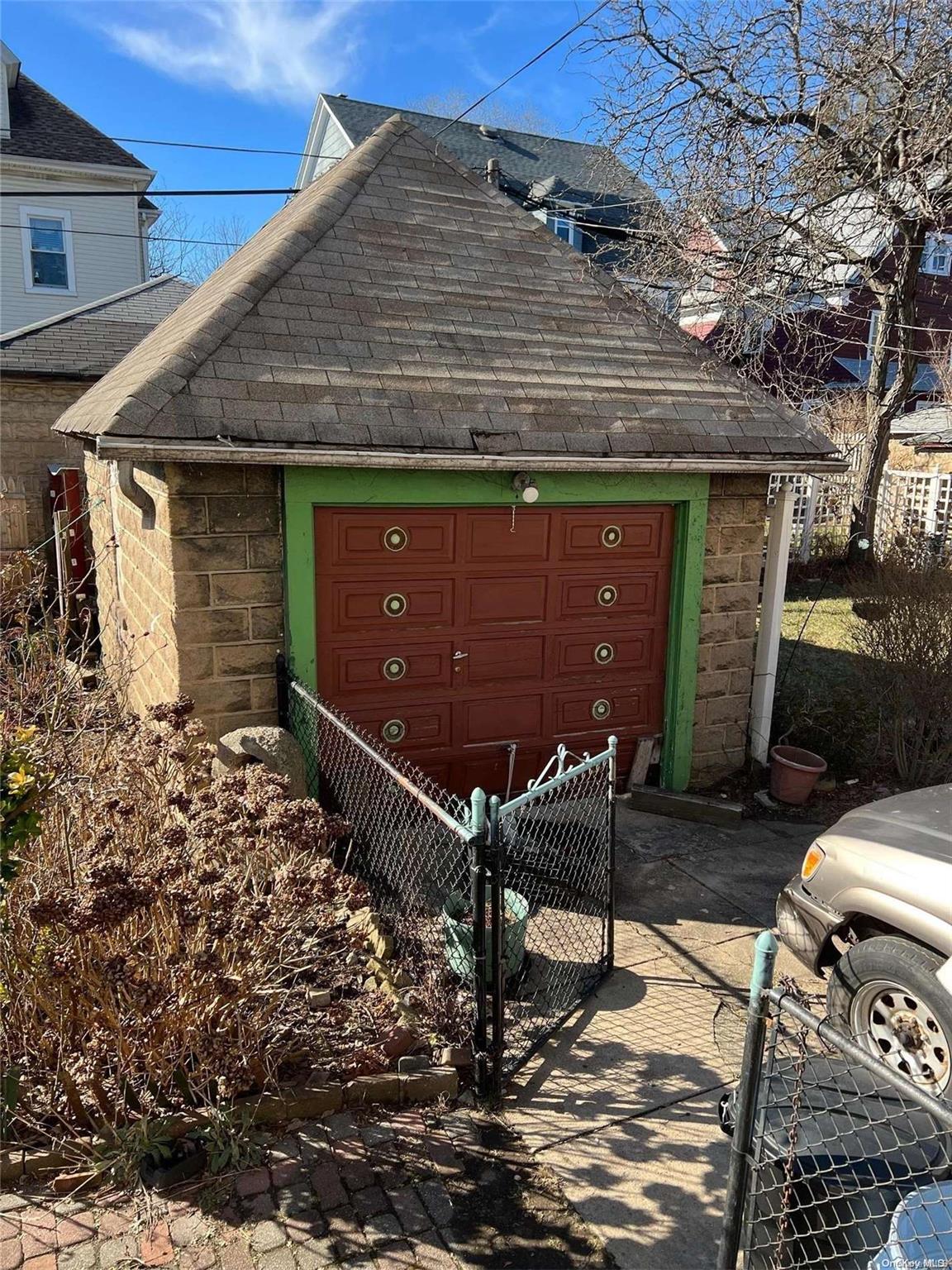 252 Rugby Road Brooklyn, NY 11226 - Photo 8 of 8 Garage