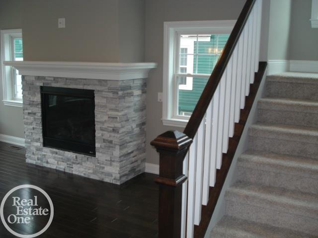 92 Muir Road Grosse Pointe, MI 48236 - Photo 13 of 48 31344963-12.JPG