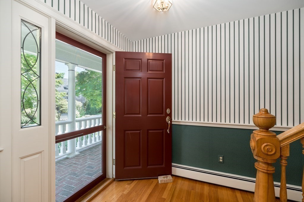 19 Beach Road Gloucester, MA 01930 - Photo 15 of 42