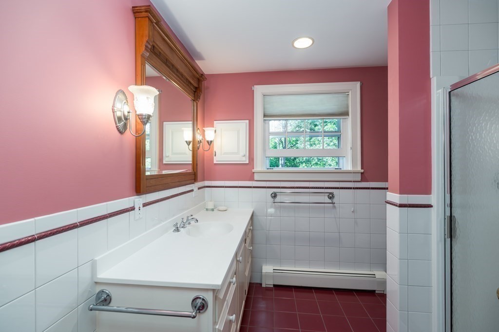 19 Beach Road Gloucester, MA 01930 - Photo 35 of 42