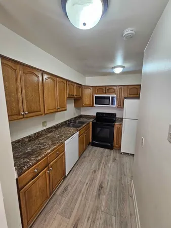 $156,000 | 323 Forest Park Road, Unit 512, Madison, TN 37115