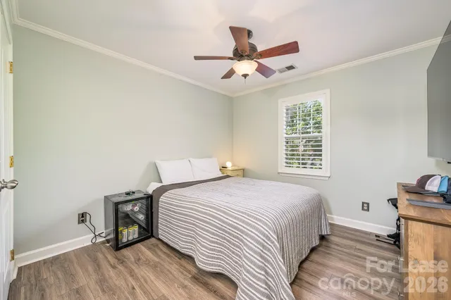 $2,400 | 18524 Mizzenmast Avenue, Cornelius, NC 28031