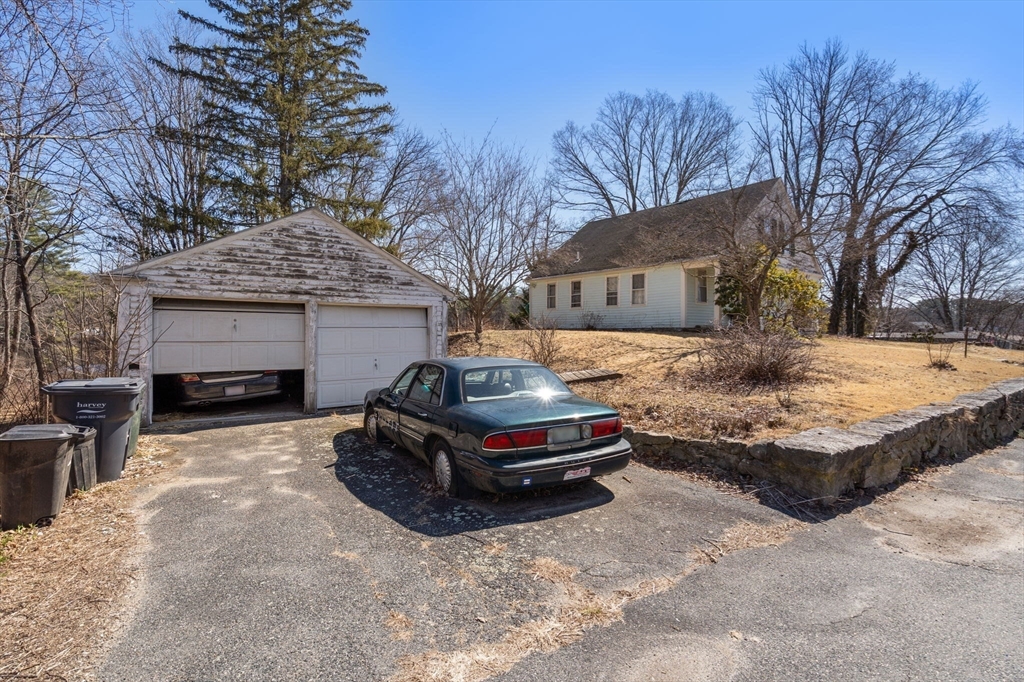 17 North Main Street Upton, MA 01568 - Photo 12 of 16