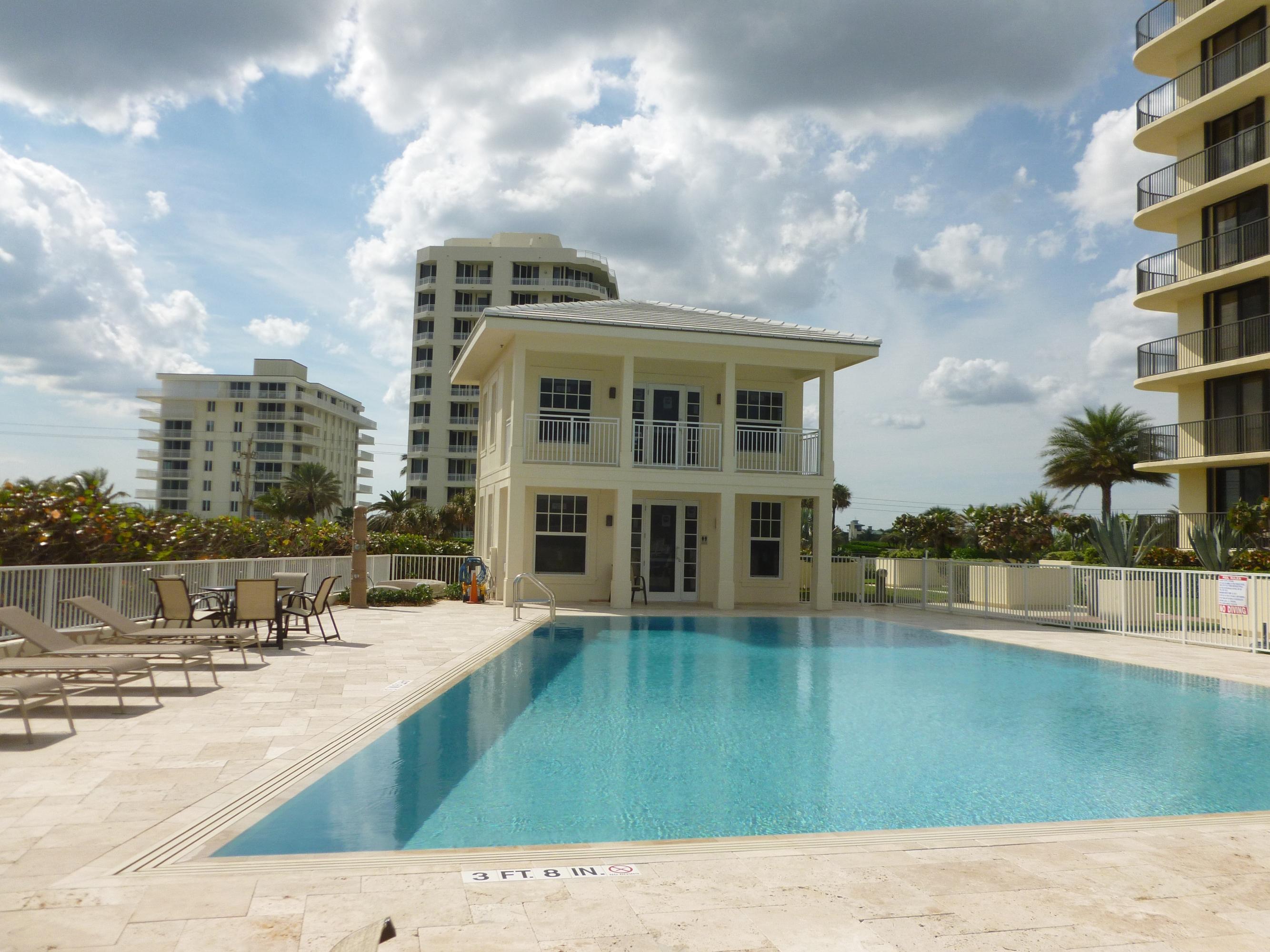 400 South Beach Road, Unit 1102 Jupiter, FL 33469 - Photo 28 of 37 NEW INFINITY POOL AND POOL HOUSE/SPA