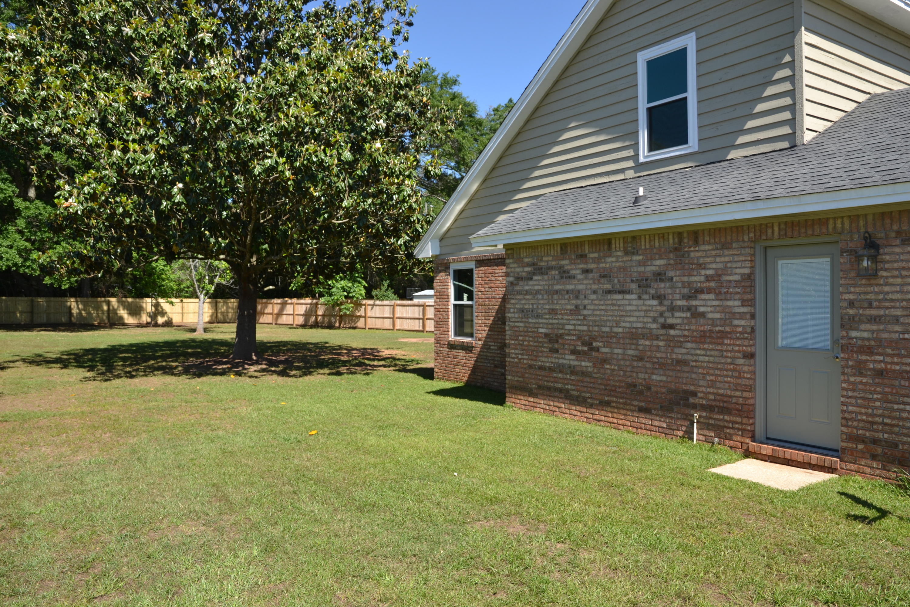 106 Pointer Lane Crestview, FL 32536 - Photo 36 of 52 106 Pointer Lane_Crestview_FL 37