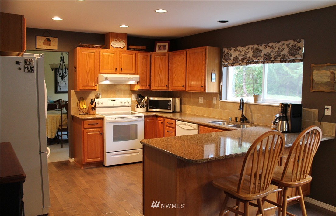 850 East Dalby Road Union, WA 98592 - Photo 2 of 25 Gallery Image 2