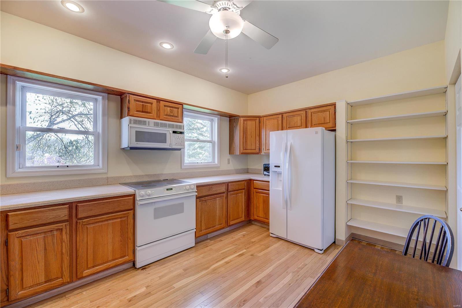 1008 North Spoede Road St. Louis, MO 63146 - Photo 11 of 21 Gallery Image 11