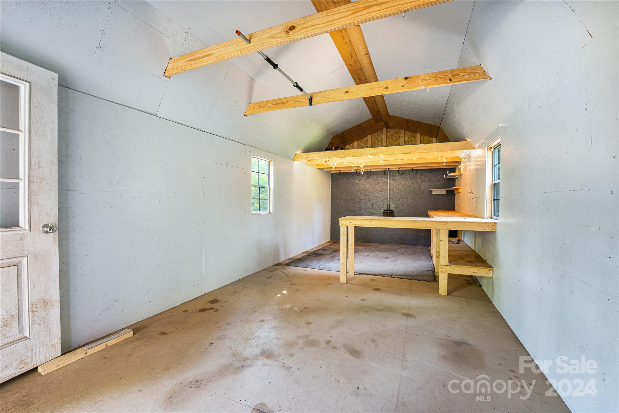 911 Jupiter Road Weaverville, NC 28787 - Photo 29 of 39 a view of room and utility room